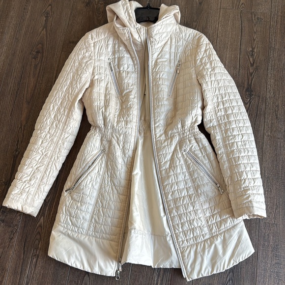 Laundry By Shelli Segal Jackets & Blazers - Laundry by Shelli Segal lightweight quilted jacket Medium